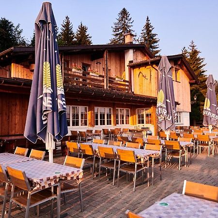 ホテルMontlinger Schwamm Oberriet エクステリア 写真